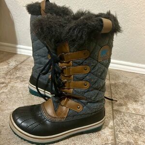 Sorel Tofino Quilted Winter Boots